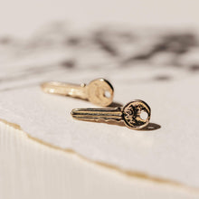 Load image into Gallery viewer, 14k Yellow Gold Avata Key Earring Stud Off Body