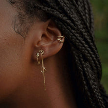 Load image into Gallery viewer, Honeycomb Earring - 14k Yellow Gold