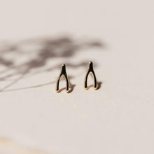Load image into Gallery viewer, Everyday Wishbone Earring - 14k Rose Gold