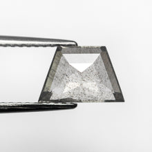 Load image into Gallery viewer, 1.43ct 1.43ct 9.22x6.04x2.75mm Trapezoid Rosecut 19193-04
