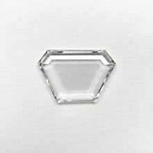 Load image into Gallery viewer, 0.76ct 9.33x6.27x1.16mm SI2 F Trapezoid Portrait Cut 19854-26
