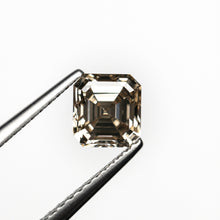 Load image into Gallery viewer, 1.00ct 5.50x5.10x3.84mm VS2 C5 Cut Corner Square Step Cut 20705-42
