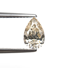Load image into Gallery viewer, 1.01ct 8.48x5.57x3.58mm SI1 U-V Pear Brilliant 🇨🇦 27519-08
