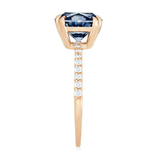 Load image into Gallery viewer, Dream of you one of a kind - 14k yellow gold, cornflower blue artist cut oval montana sapphire ring
