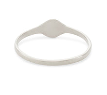 Load image into Gallery viewer, La Petite Amie Signet Ring - Sterling Silver, Engravable
