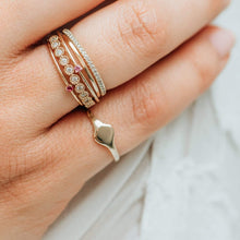 Load image into Gallery viewer, La Petite Amie Signet Ring - 10k Rose Gold, Engravable
