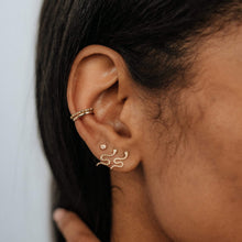 Load image into Gallery viewer, Nova Earring - 14k Yellow Gold, White Diamond
