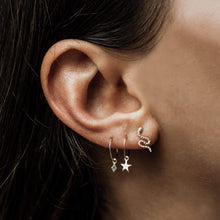 Load image into Gallery viewer, Everyday Little Stella Star Sway Hoop - 14k Yellow Gold
